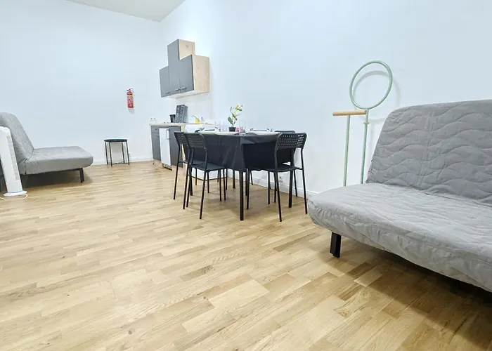 Spacious Apartment In A Lively Area
